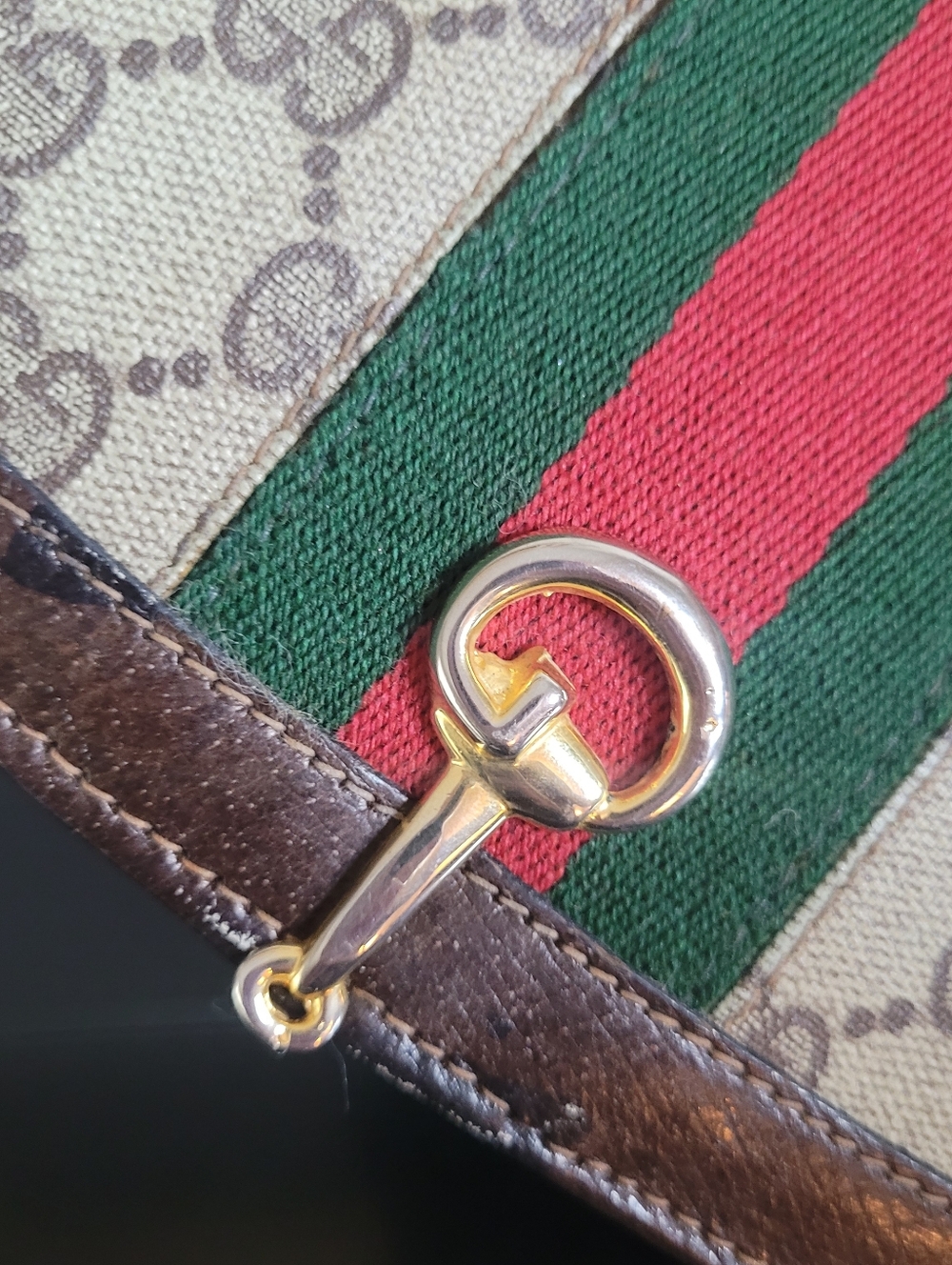 Gucci GG Supreme Ophidia Shoulder Bag - Picture 9 of 16